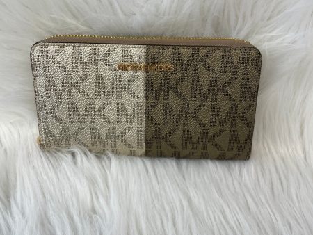 Wallet Designer By Michael Kors, Size: Medium For Sale