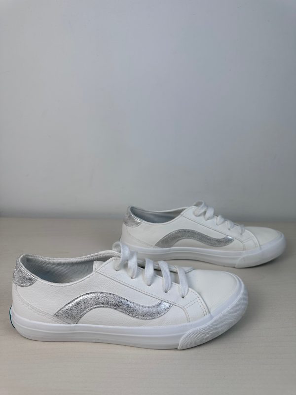 Shoes Sneakers By Blowfish In White, Size: 6.5 Online