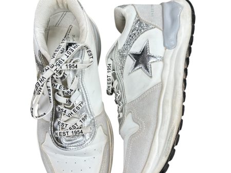 Shoes Sneakers By Vintage Havana In Silver, Size: 8 Online now