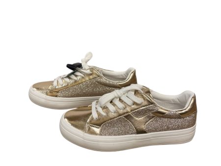 Shoes Sneakers By Sugar In Gold, Size: 7 Discount