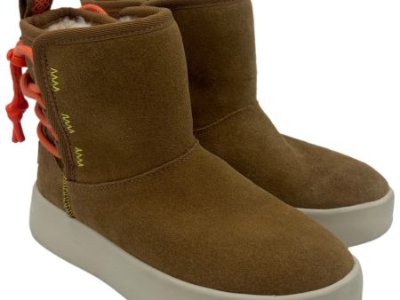 Boots Designer By UGG  Size: 5 Online Hot Sale