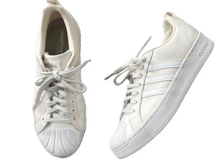 Shoes Sneakers By Adidas In Cream, Size: 8.5 For Discount