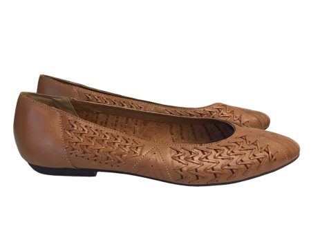 Shoes Flats By Apache In Brown, Size:10 on Sale