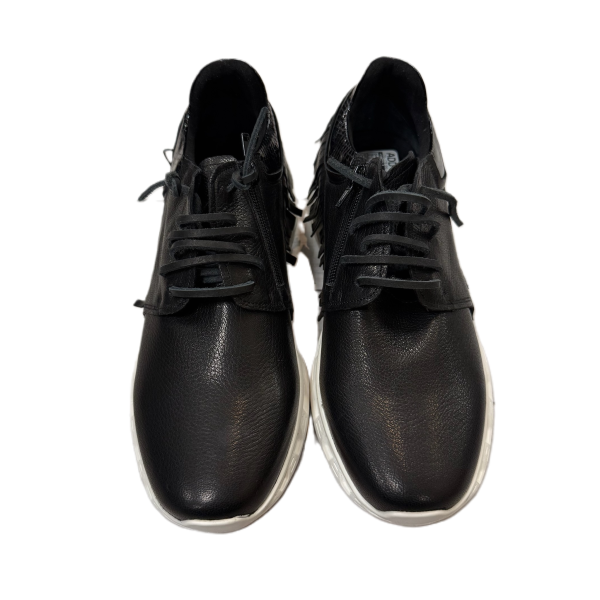 Shoes Sneakers By Vaneli In Black, Size: 9.5 Online