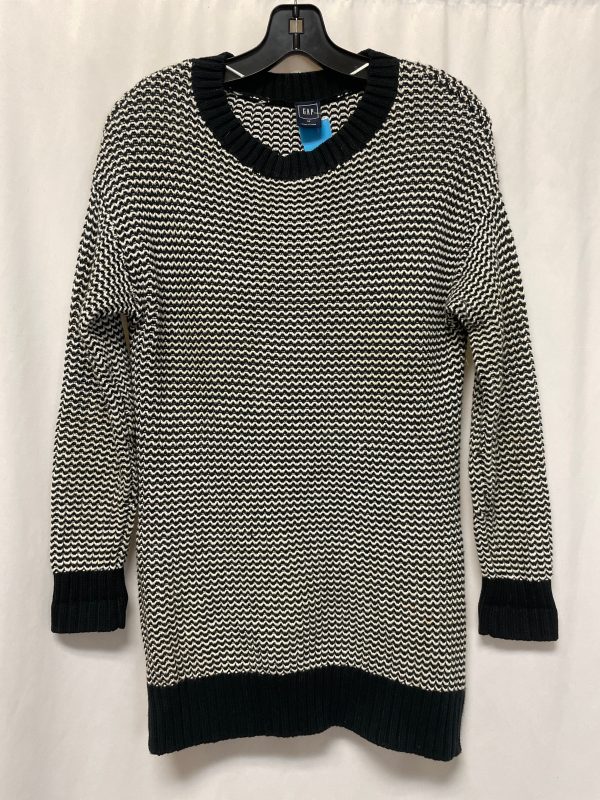 Sweater By Gap In Black & White, Size: Xs For Discount