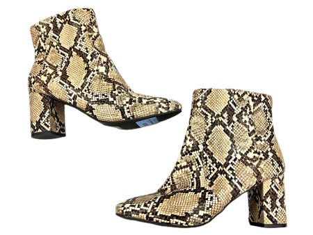 Boots Ankle Heels By Primark In Snakeskin Print, Size: 9 For Cheap