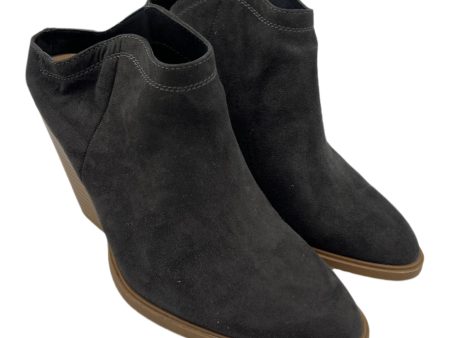 Boots By Dolce Vita In Grey, Size: 9 For Sale