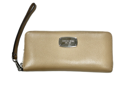 Wallet By Michael By Michael Kors, Size: Large Discount