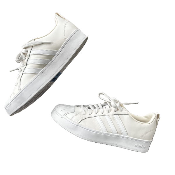 Shoes Sneakers By Adidas In Cream, Size: 8.5 For Discount