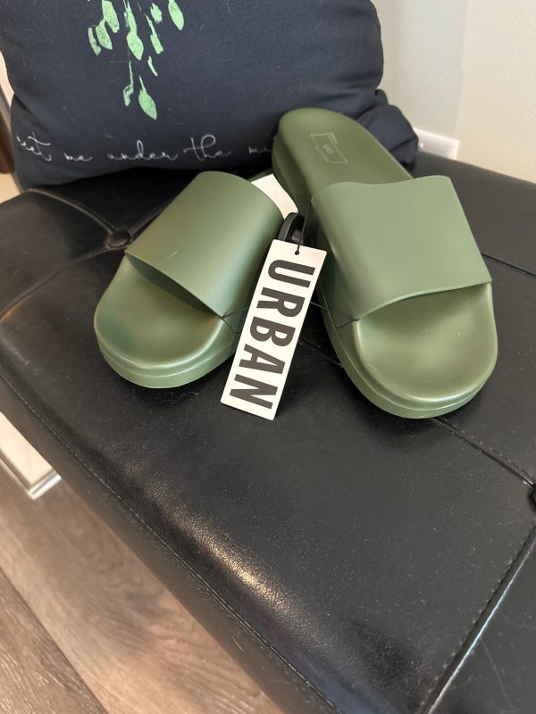 Sandals Sport By Urban Outfitters In Green, Size: 10.5 Discount