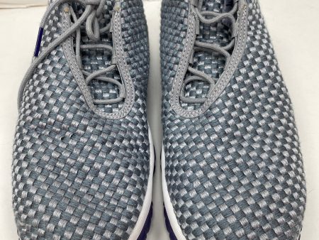 Shoes Athletic By Nike In Grey, Size: 7.5 For Cheap